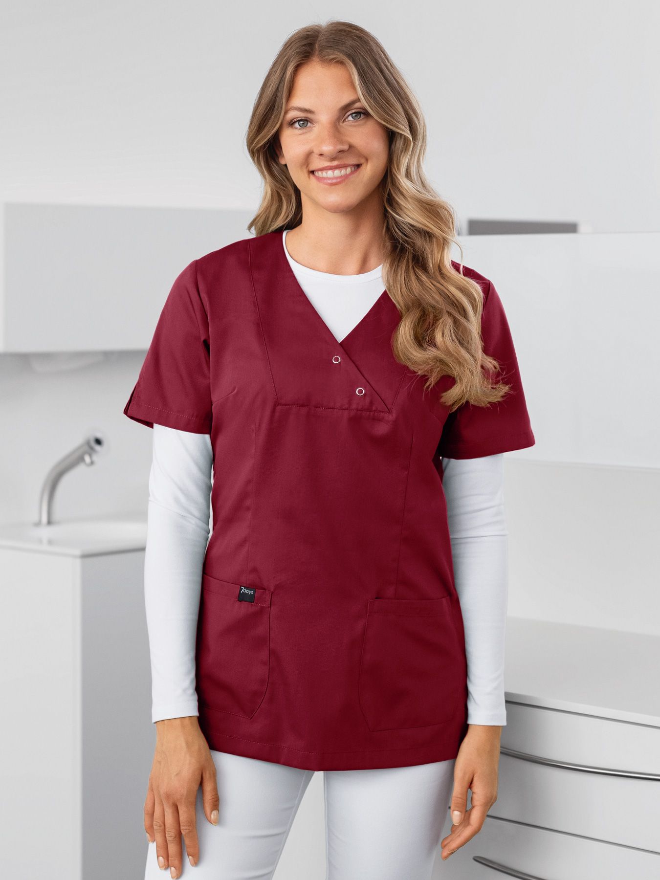 Damestuniek met drukknopen LAMIA