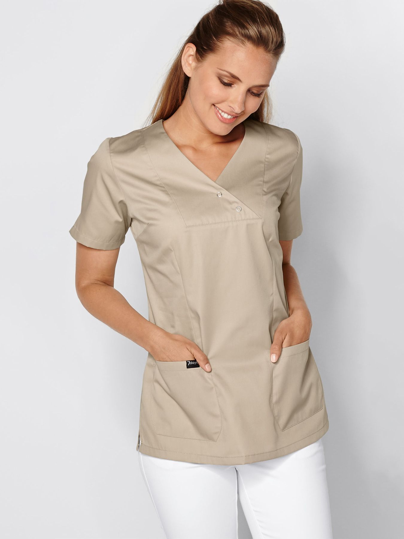 Damestuniek met drukknopen LAMIA